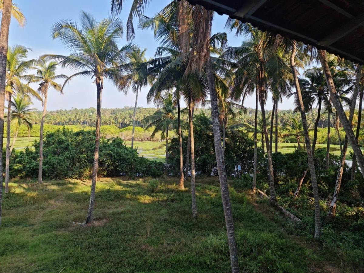 Kannur West Beach House Exterior foto